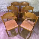 Suite de 6 chaises en bois vintage empilables