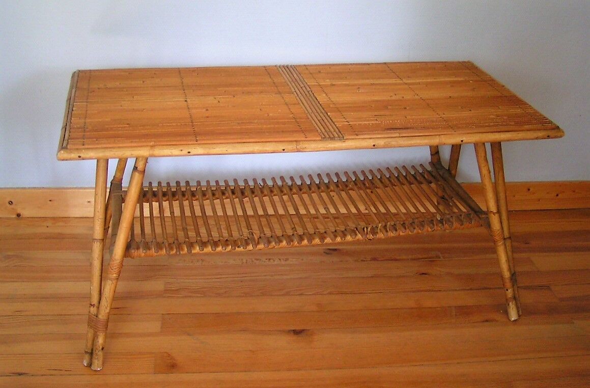 Rectangular rattan coffee table