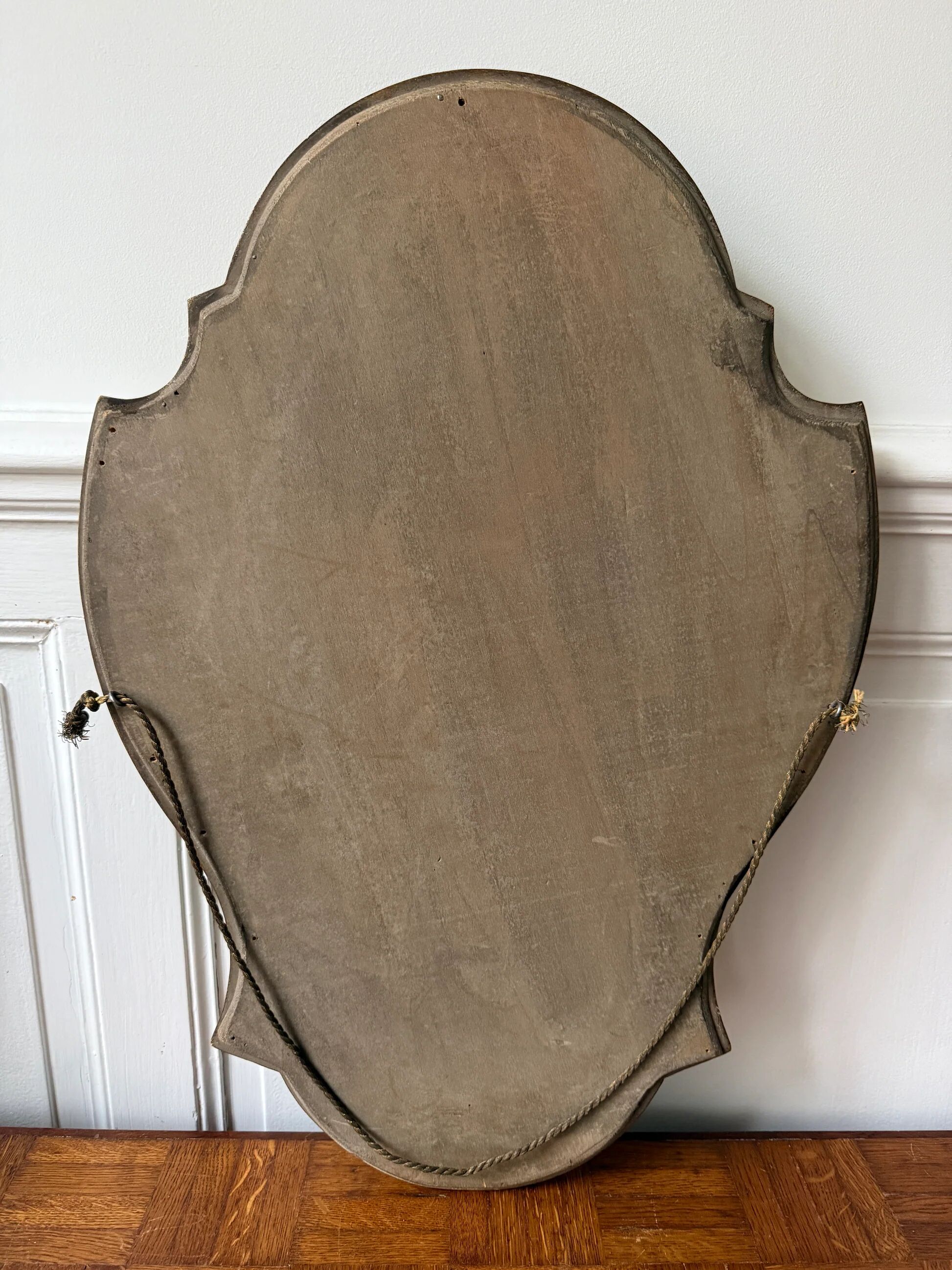 Baroque mirror in gilded wood
