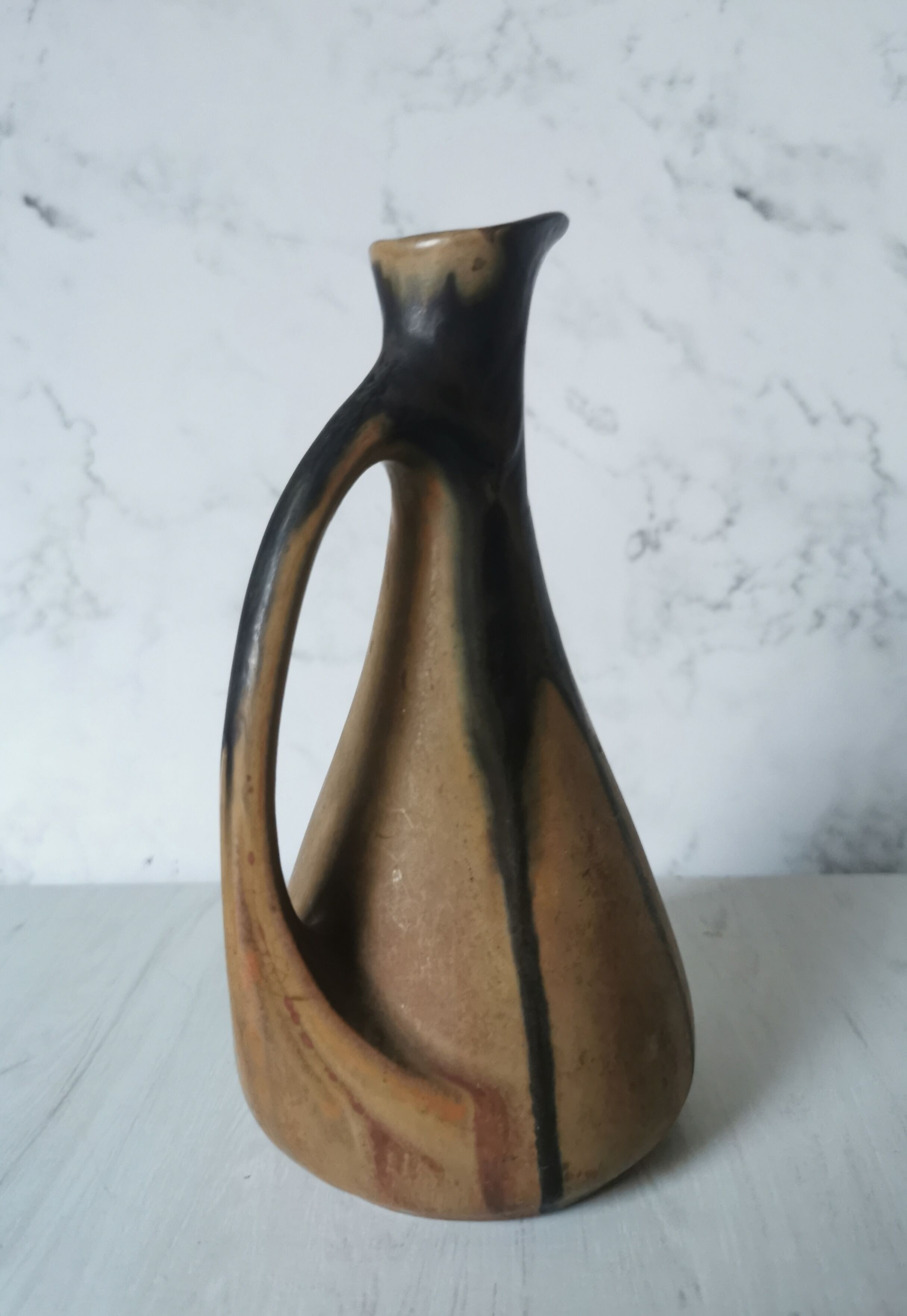 Flammé sandstone pitcher denbac