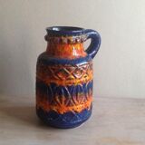 Un vase ou pichet années 1960