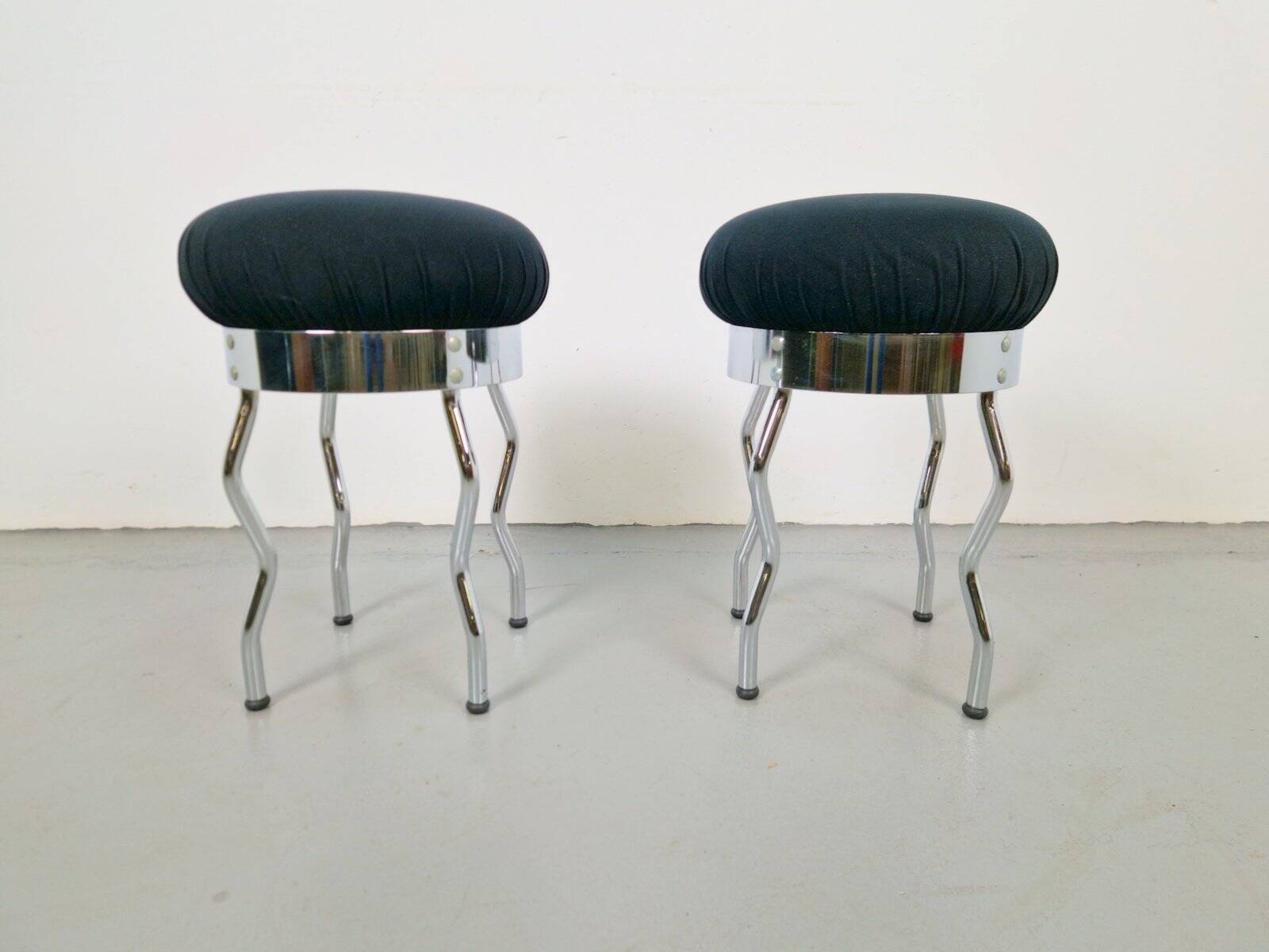 Vintage Uri Stools with Waved Chrome Legs and Black Seats by Per Ivar Ledang for Ikea, 1995, Set of 2