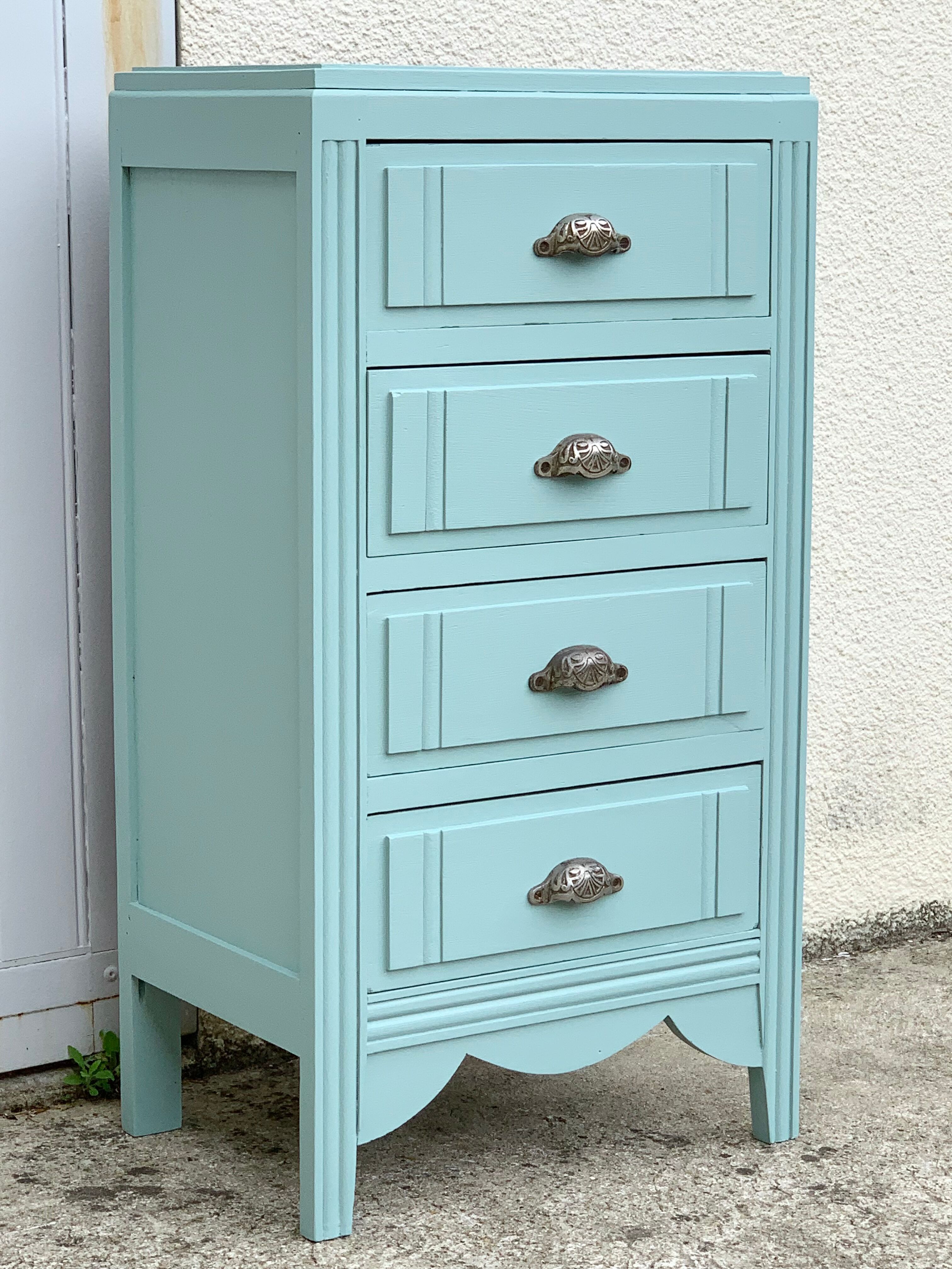 Art Deco dresser handles shells 1930