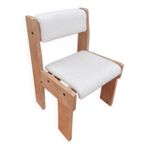 chaise brutaliste bois