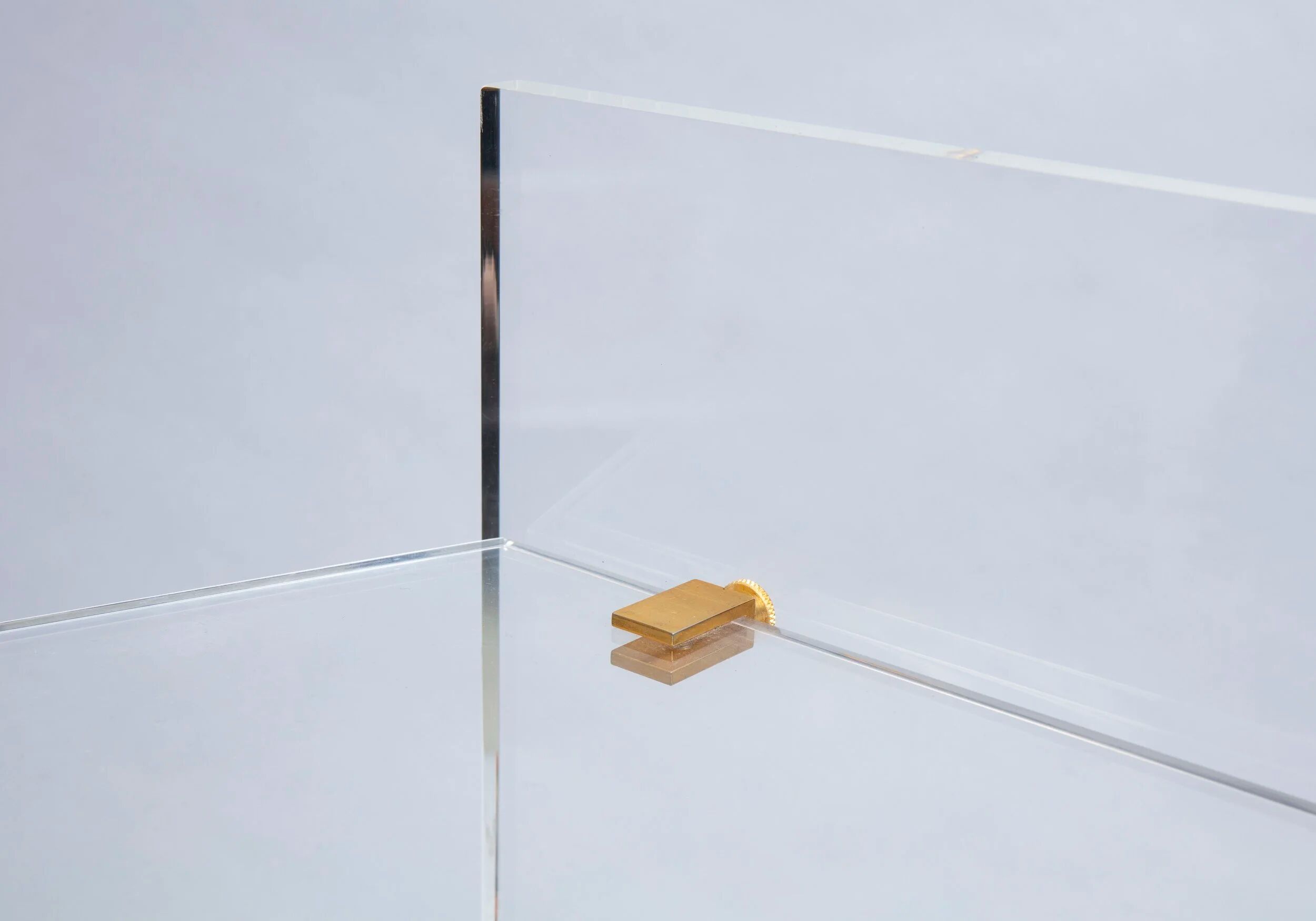 Console en plexiglas des années 70 de David Lange