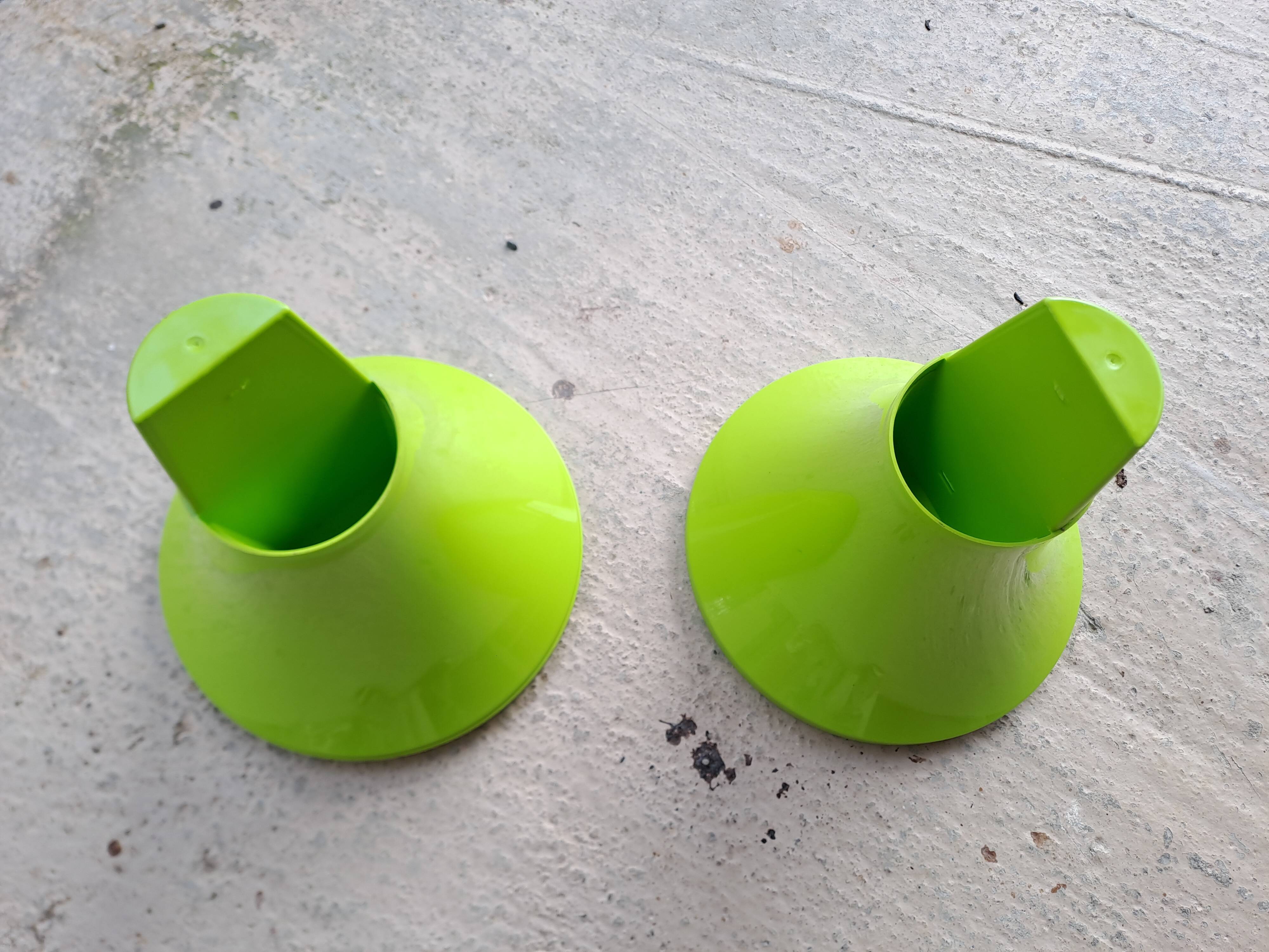 Tamtam stool towards pistachio