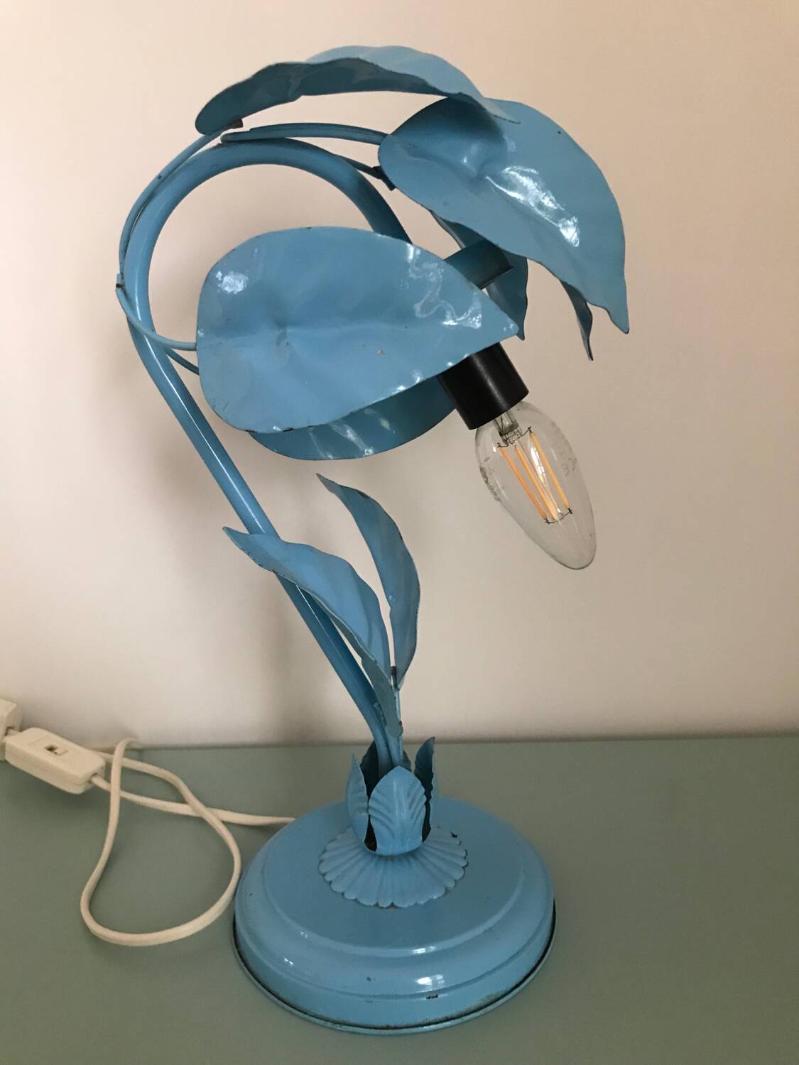 Antique plant-shaped lamp in blue enamelled metal