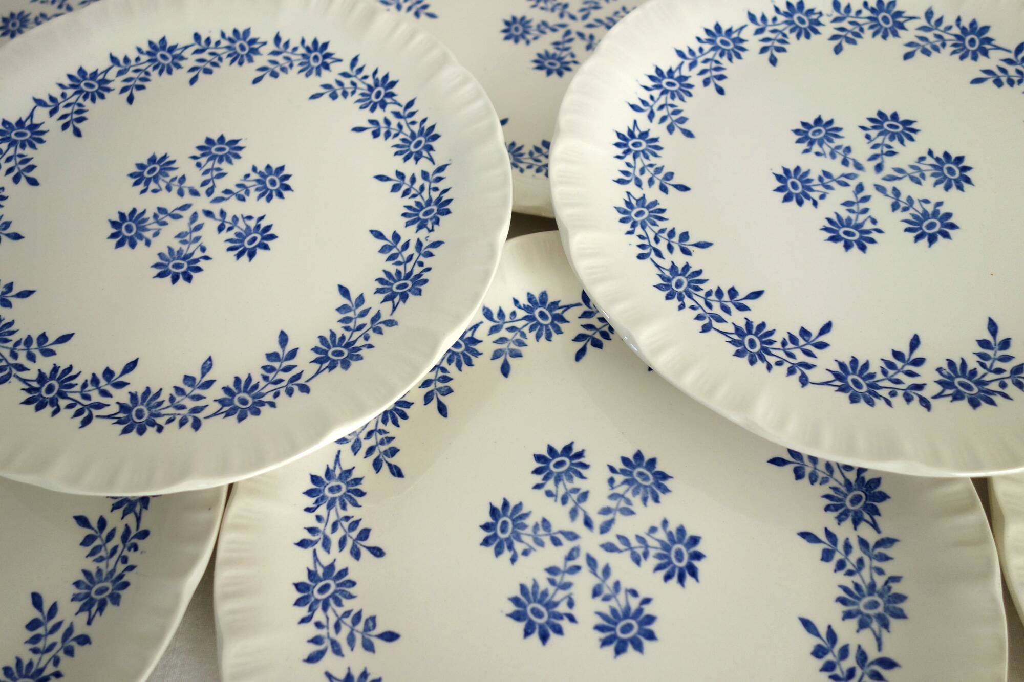 8 vintage dessert plates Dany model, Digoin Sarreguemines