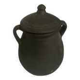 Pot couvert vintage en céramique noire signé Gómez Miranda — Poterie a