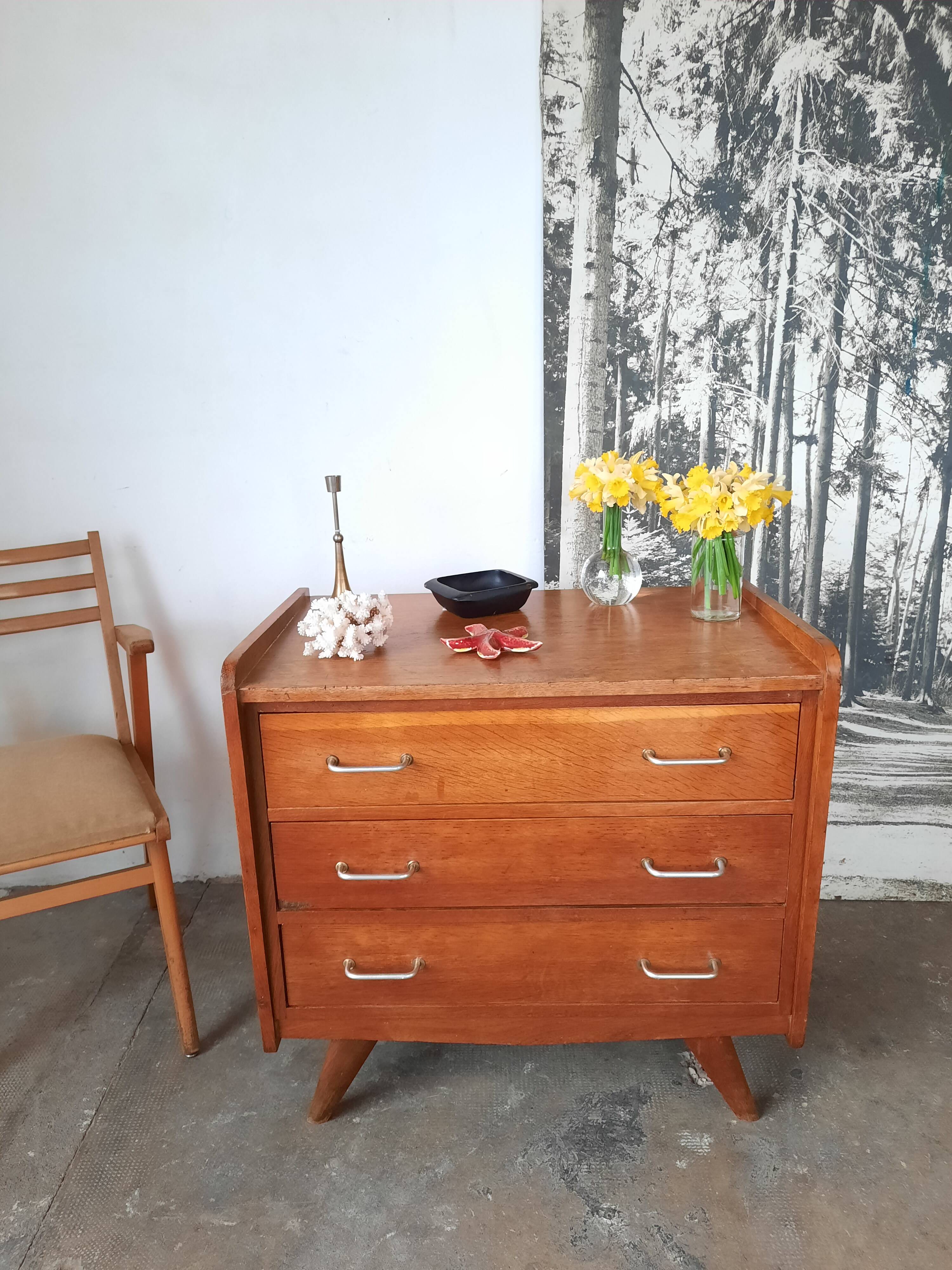 Oak chest of drawers with compass foot, vintage reconstruction