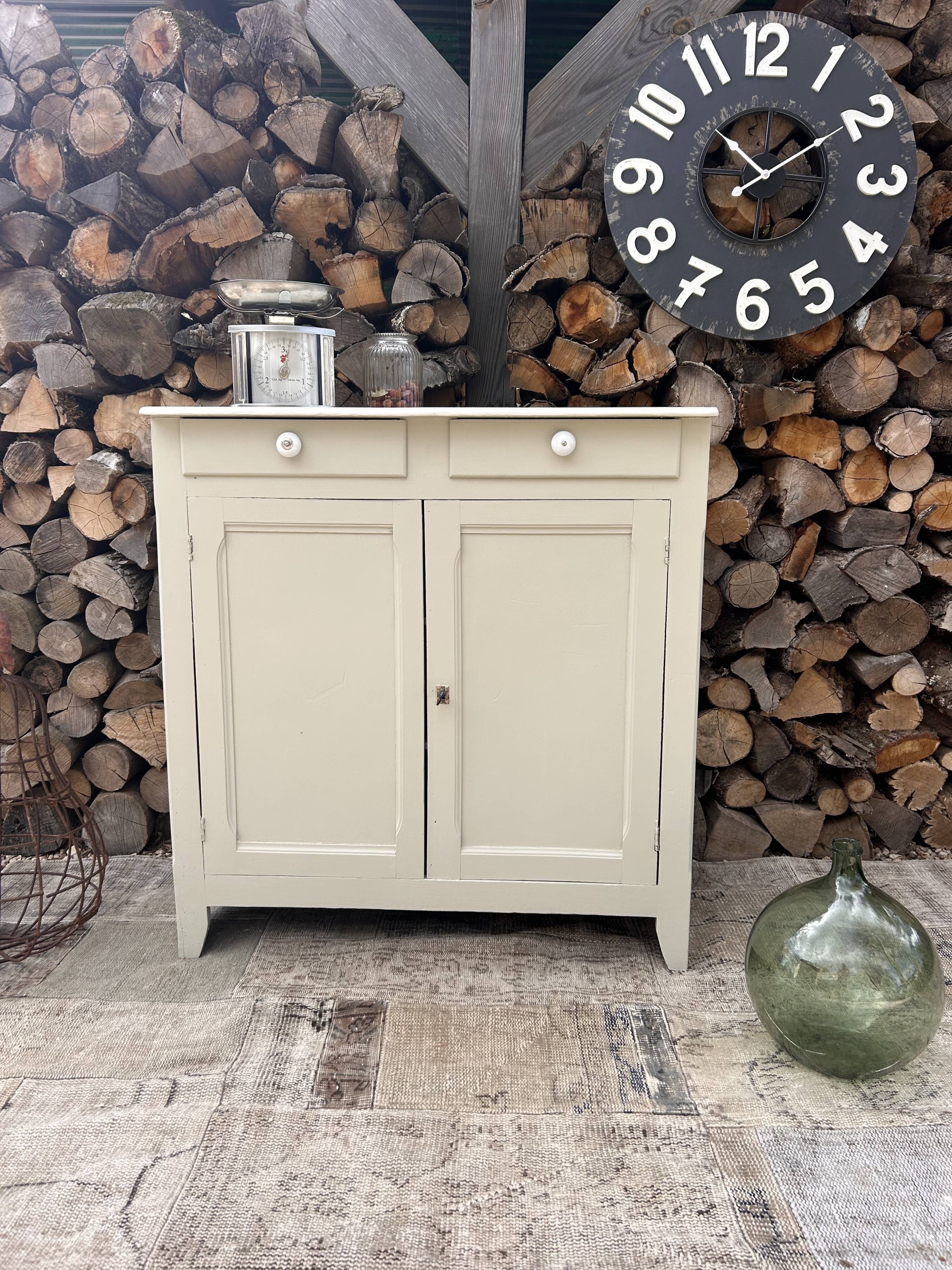 Parisian-style buffet