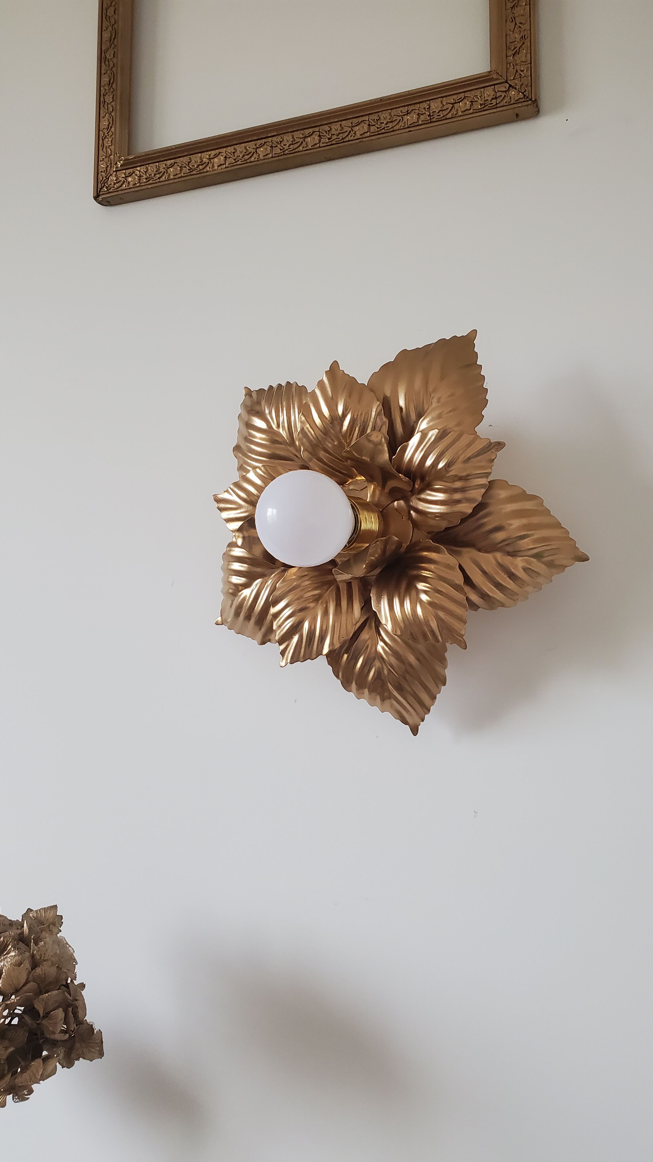 Masca style wall lamp in gilded metal