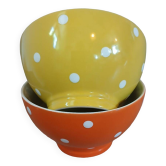 2 large polka dot bowls