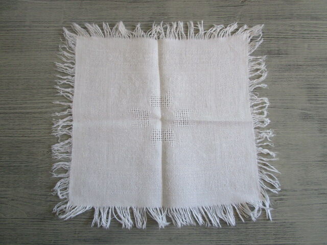 10 antique tea towels damassées- embroidered 29x29cm