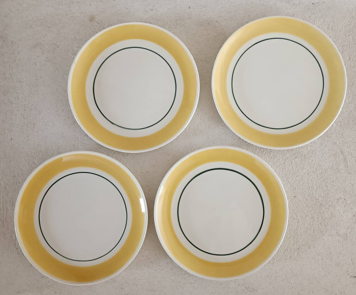 4 Gien dessert plates Caroline model