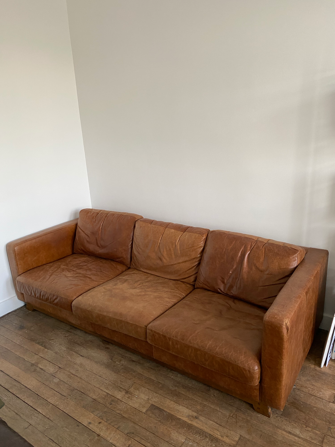 Leather sofa 3 places