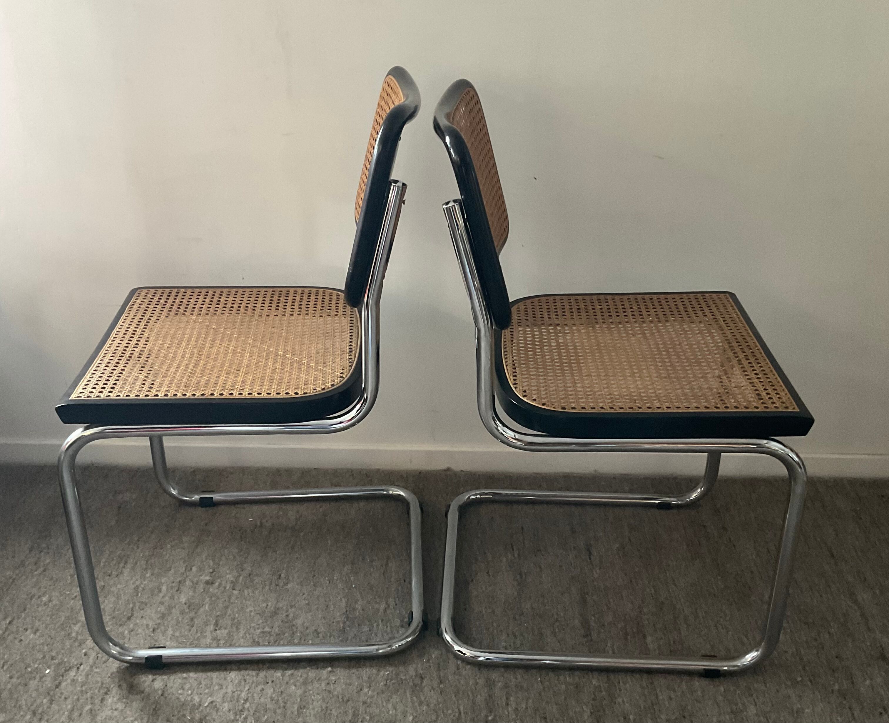 Pair of chairs Marcel Breuer Cesca B32