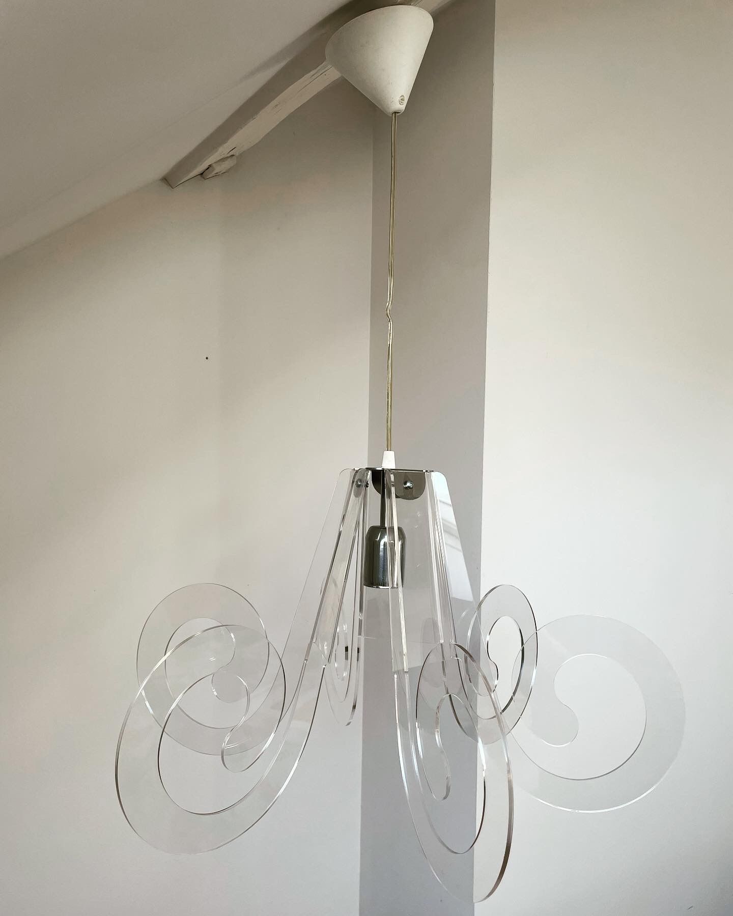 Suspension design Emporium Ricciolino Italy