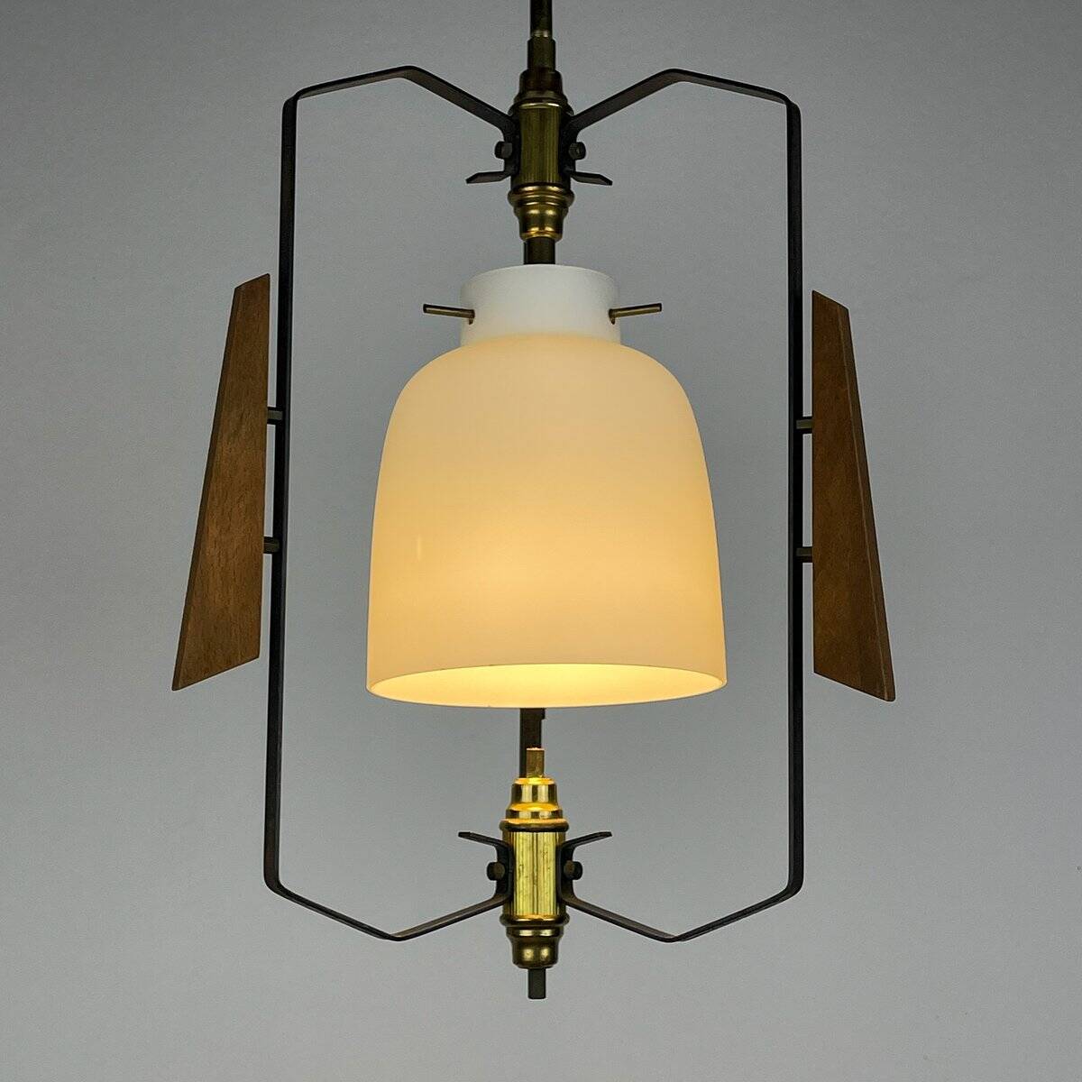 Vintage pendant lamp by Stilnovo, Italy, 1950s.