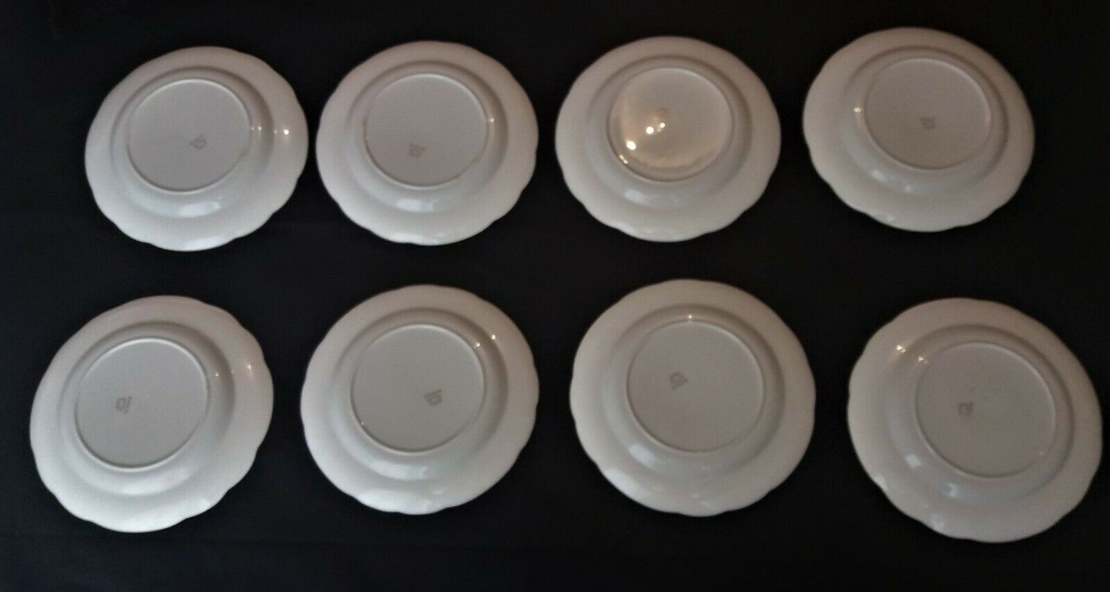 Series of eight flat plates Gien model Florence