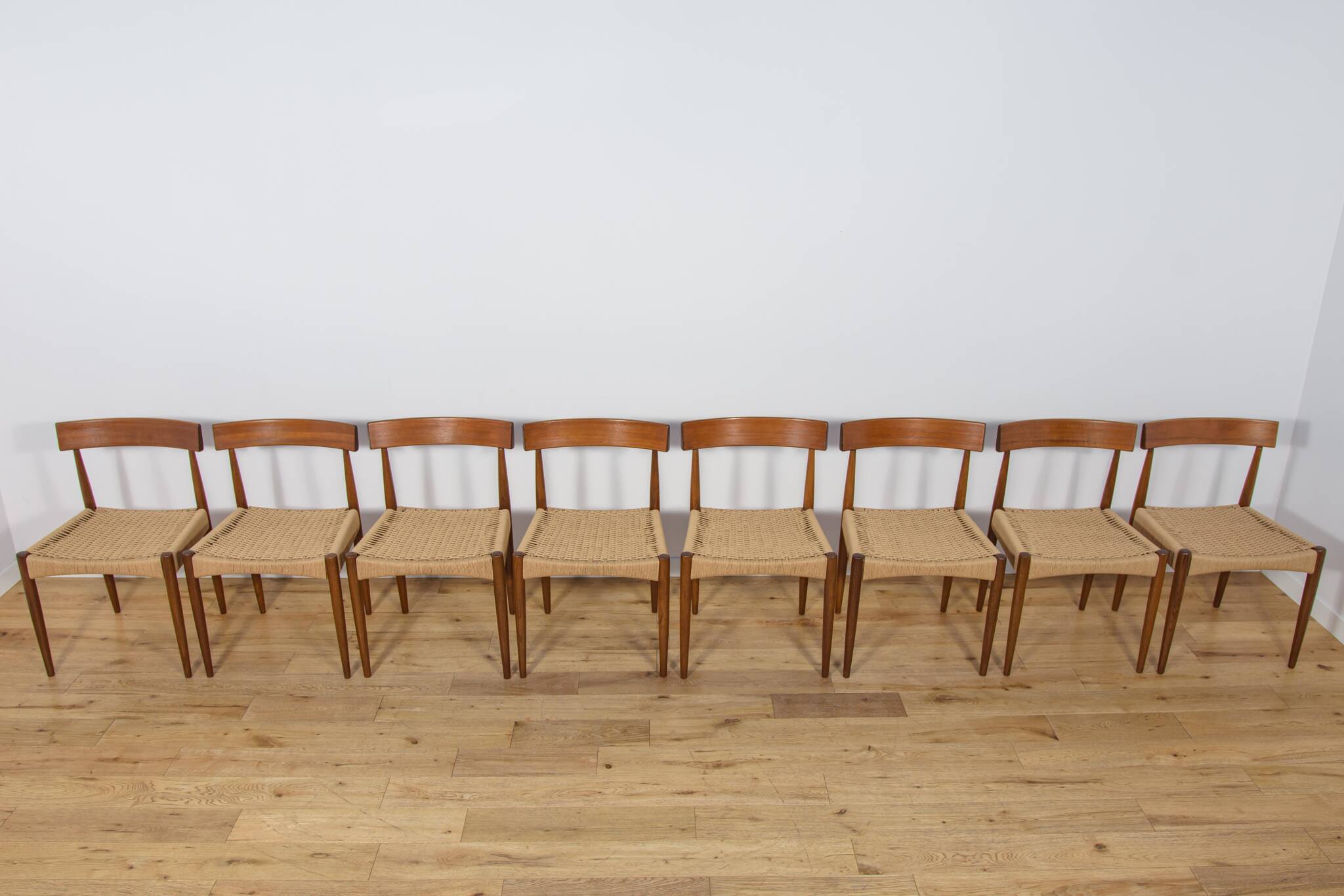 Mid-Century Modern Dining Chairs by Arne Hovmand-Olsen for Mogens Kold, 1960s, Set of 8