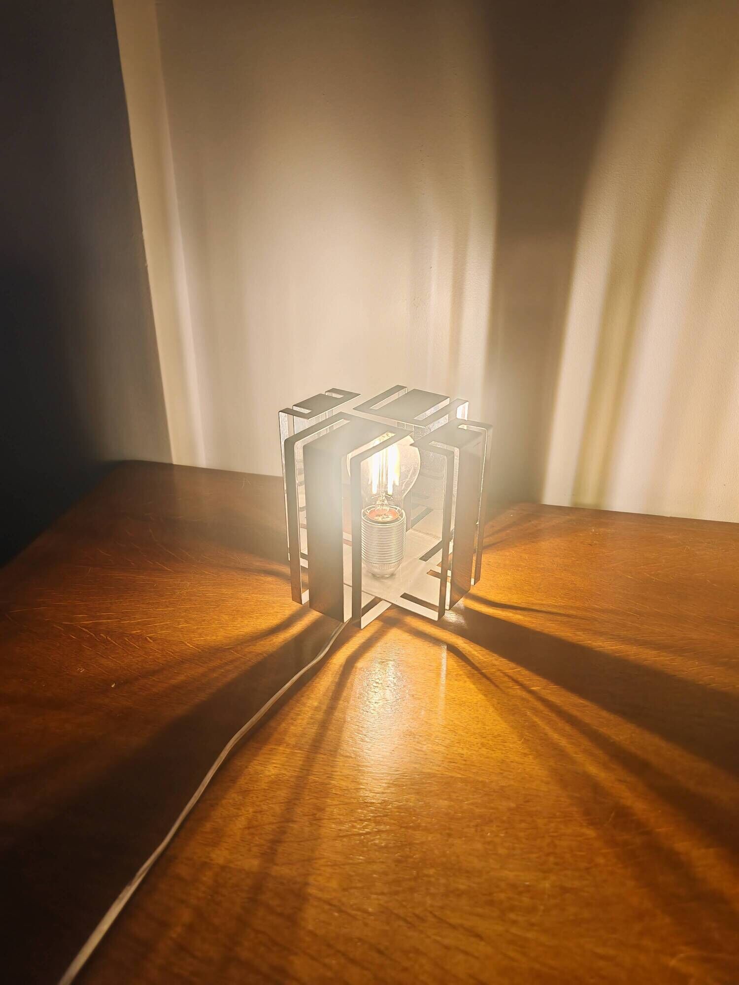 Vintage 70s chrome cube lamp – Brutalist / Space Age style + Bulb