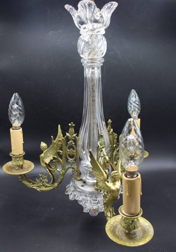 petit lustre en cristal et bronze de la maison baccarat XIXeme
