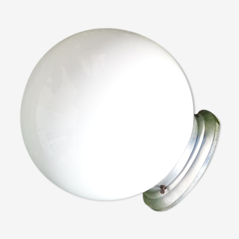 Globe opaline 20 cm années 50