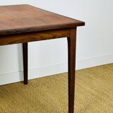 Table à manger en palissandre