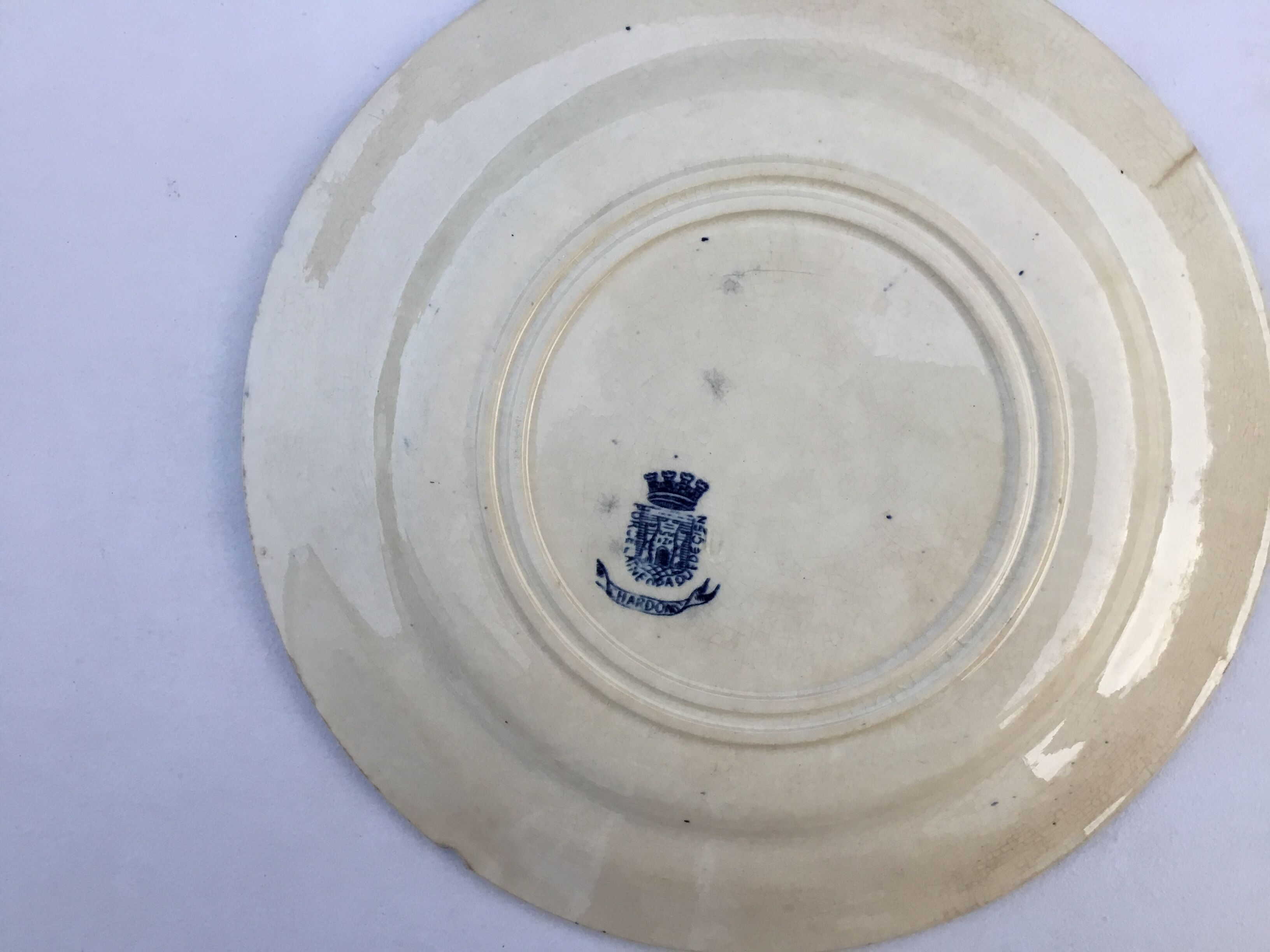 Plates made Gien, Terre de Fer