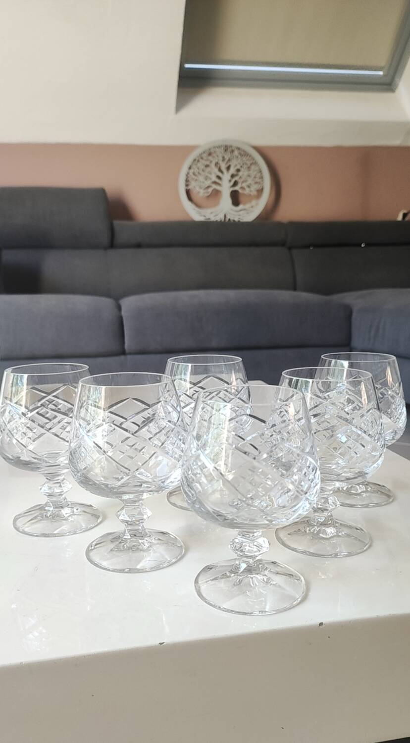 Lot of 6 x Cognac/Brandy glasses. Cut Bohemian crystal. Boho chic.