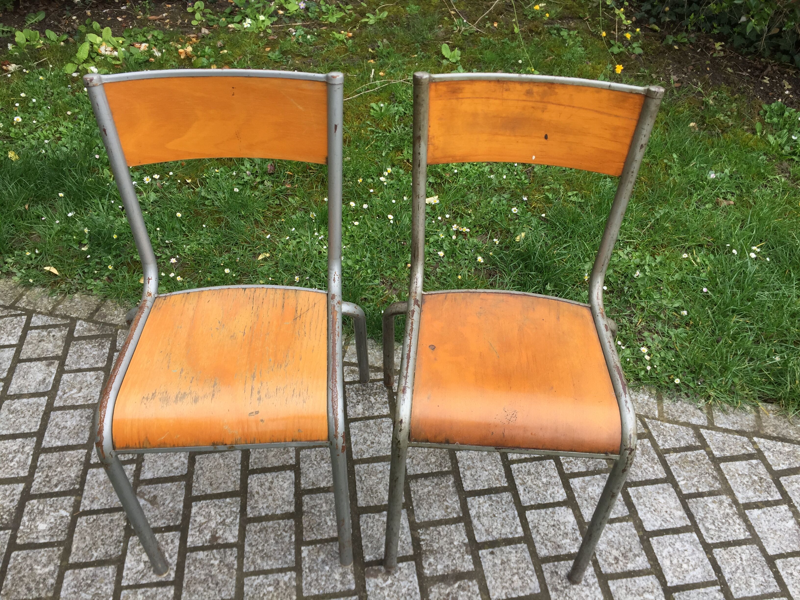 School mullca 510 vintage 1960 adult chairs pair