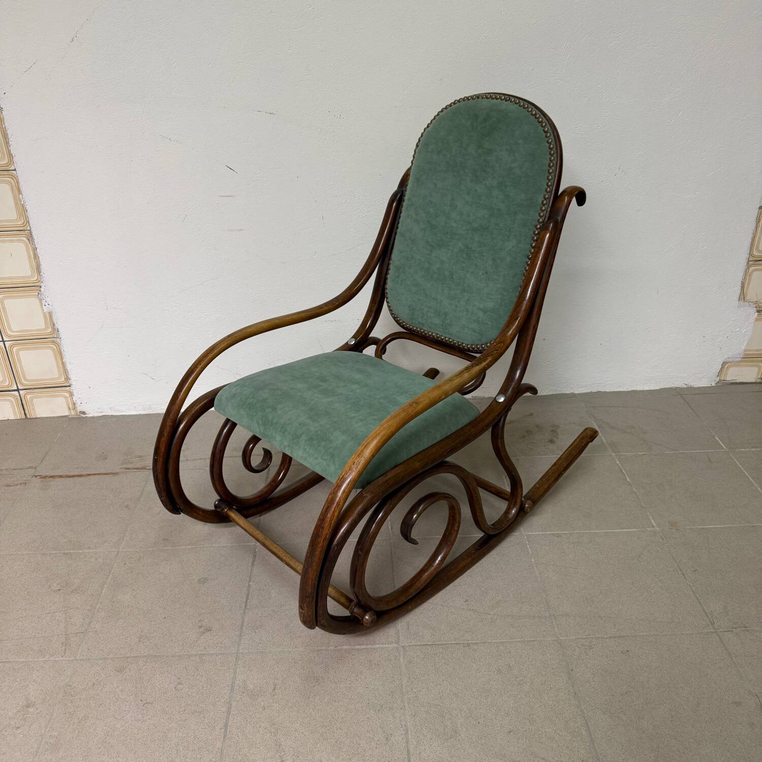 Rocking chair, rocking armchair