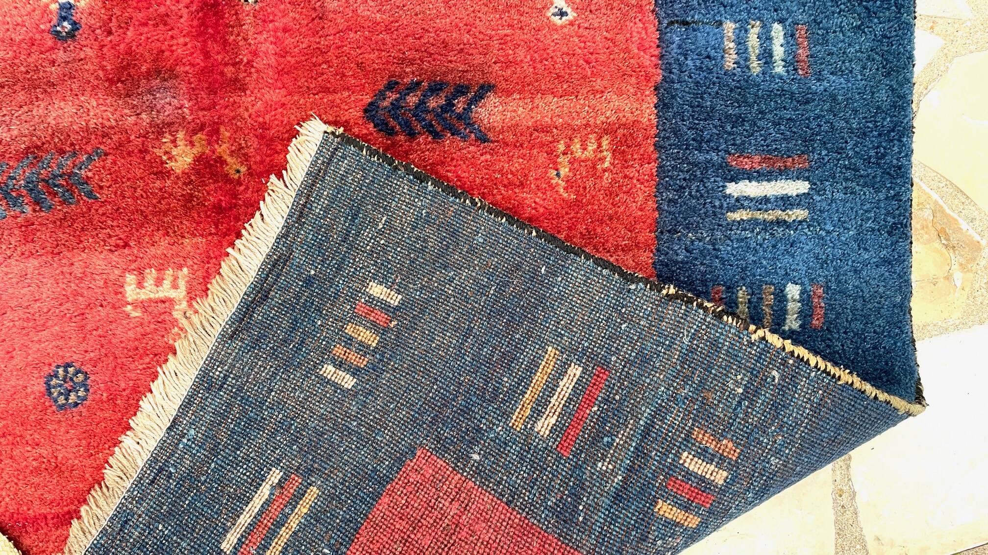 Thick gabbeh rug 100% wool - 144x195 cm