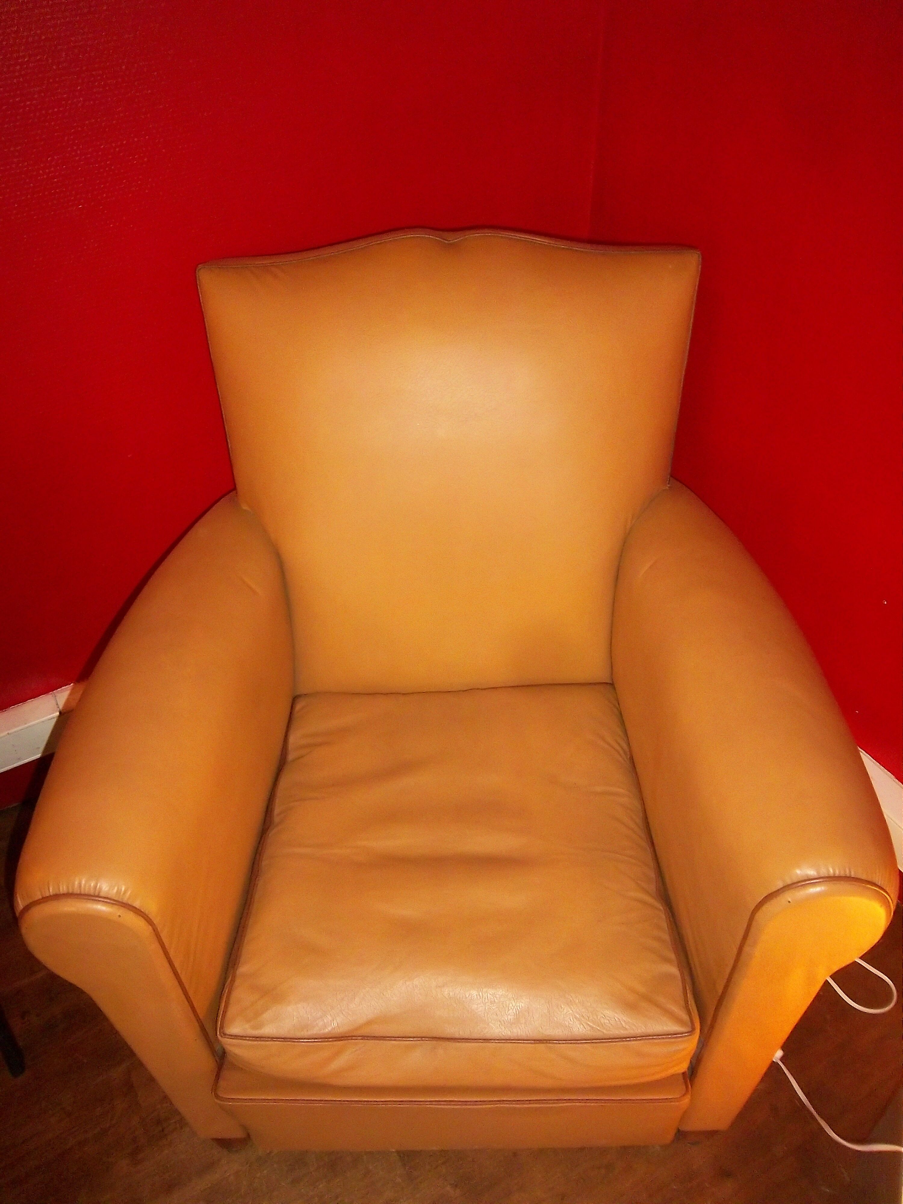 Fauteuil club art déco de 1940 en skaï