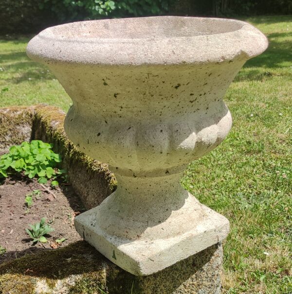 Médicis en pierre reconstituée