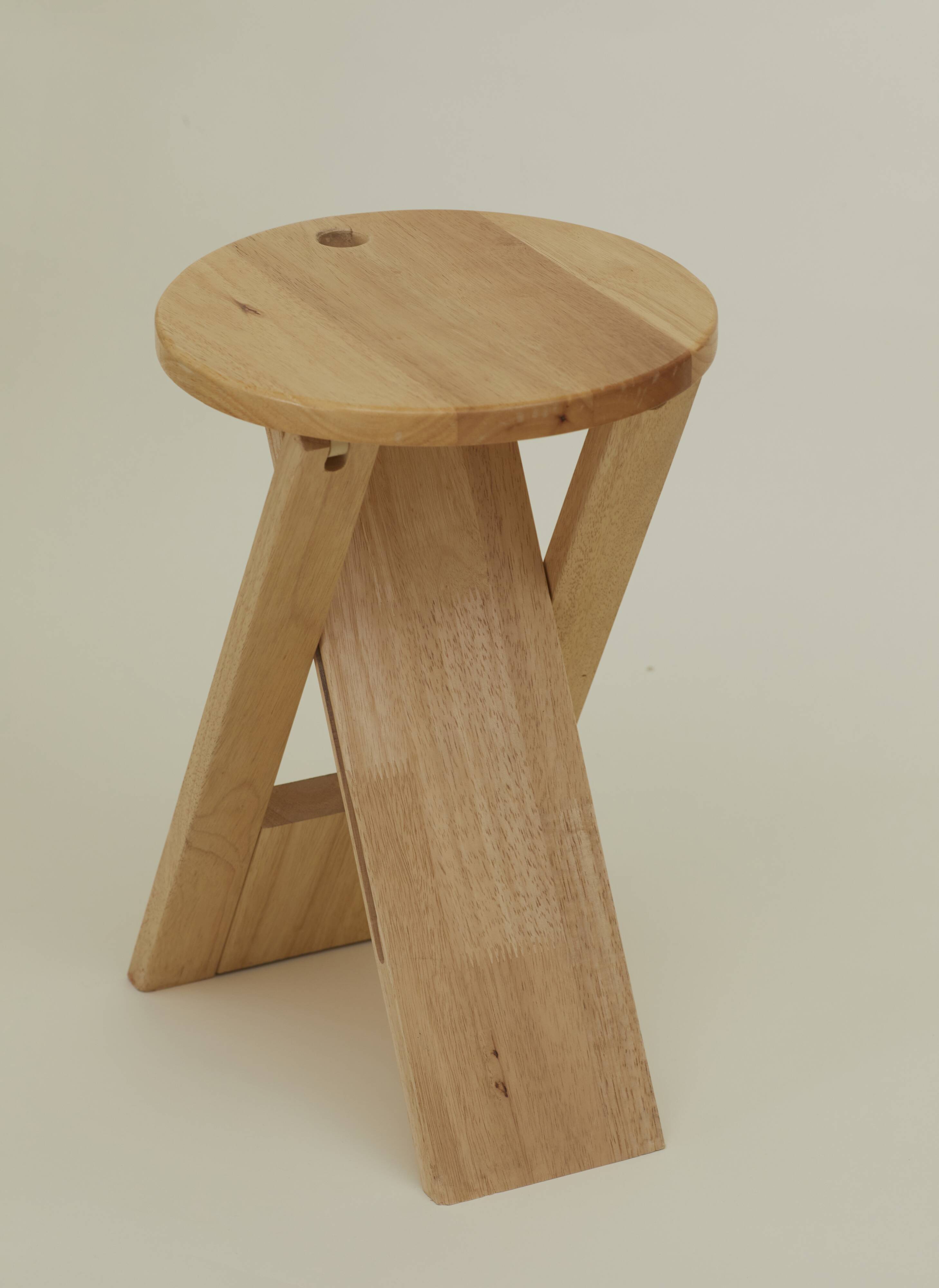 Folding wooden stool (beech) Suzy or TS / Roger Tallon - Adrian Reed vintage Circa 1980