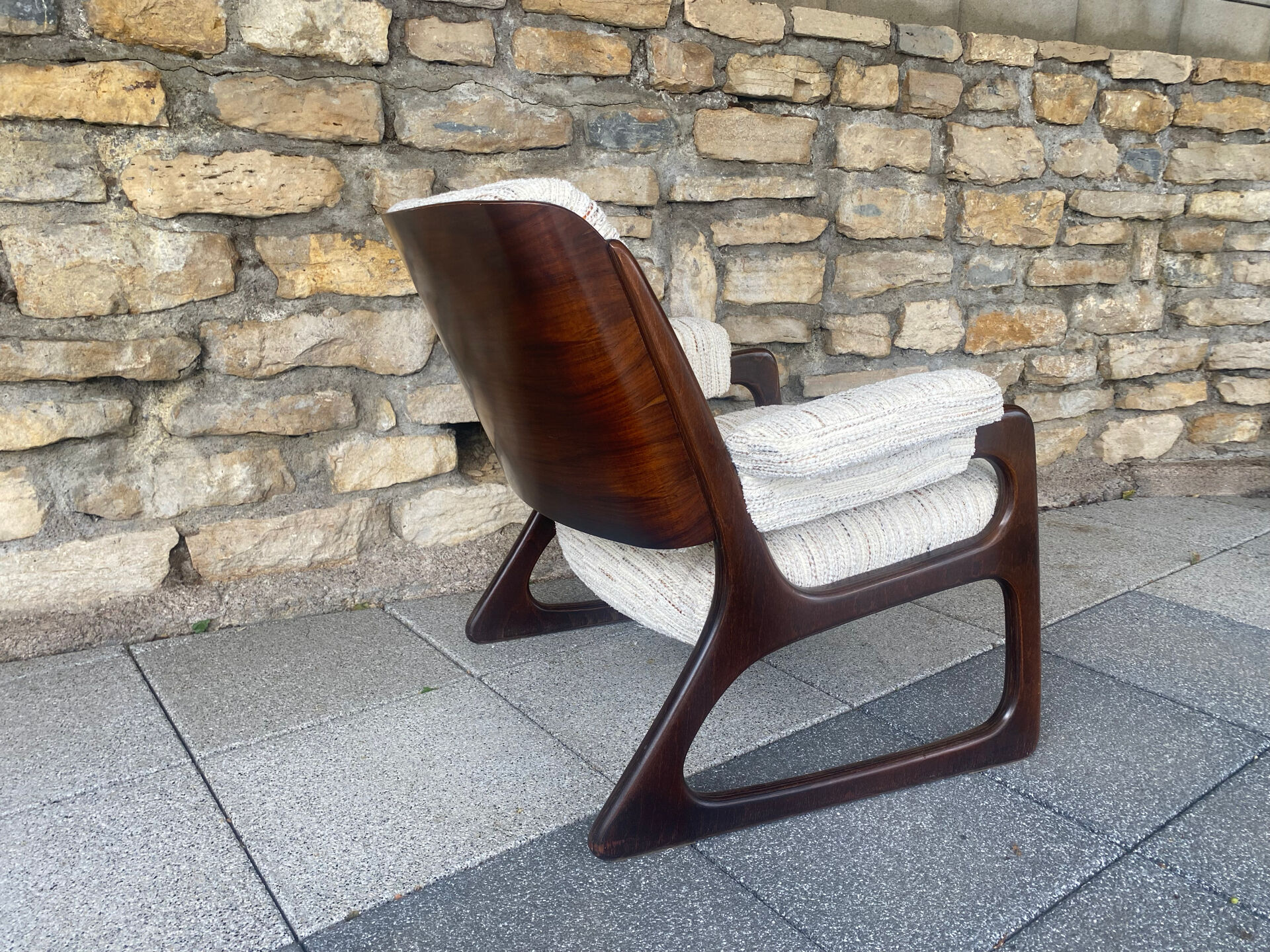 Baumann Lounge Sled Chair