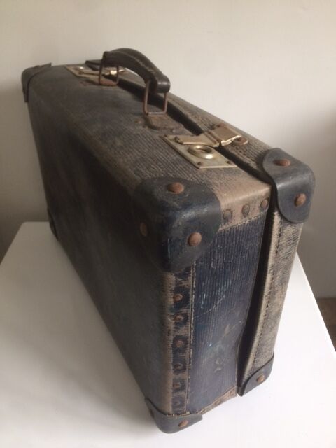 Vintage vintage vintage case