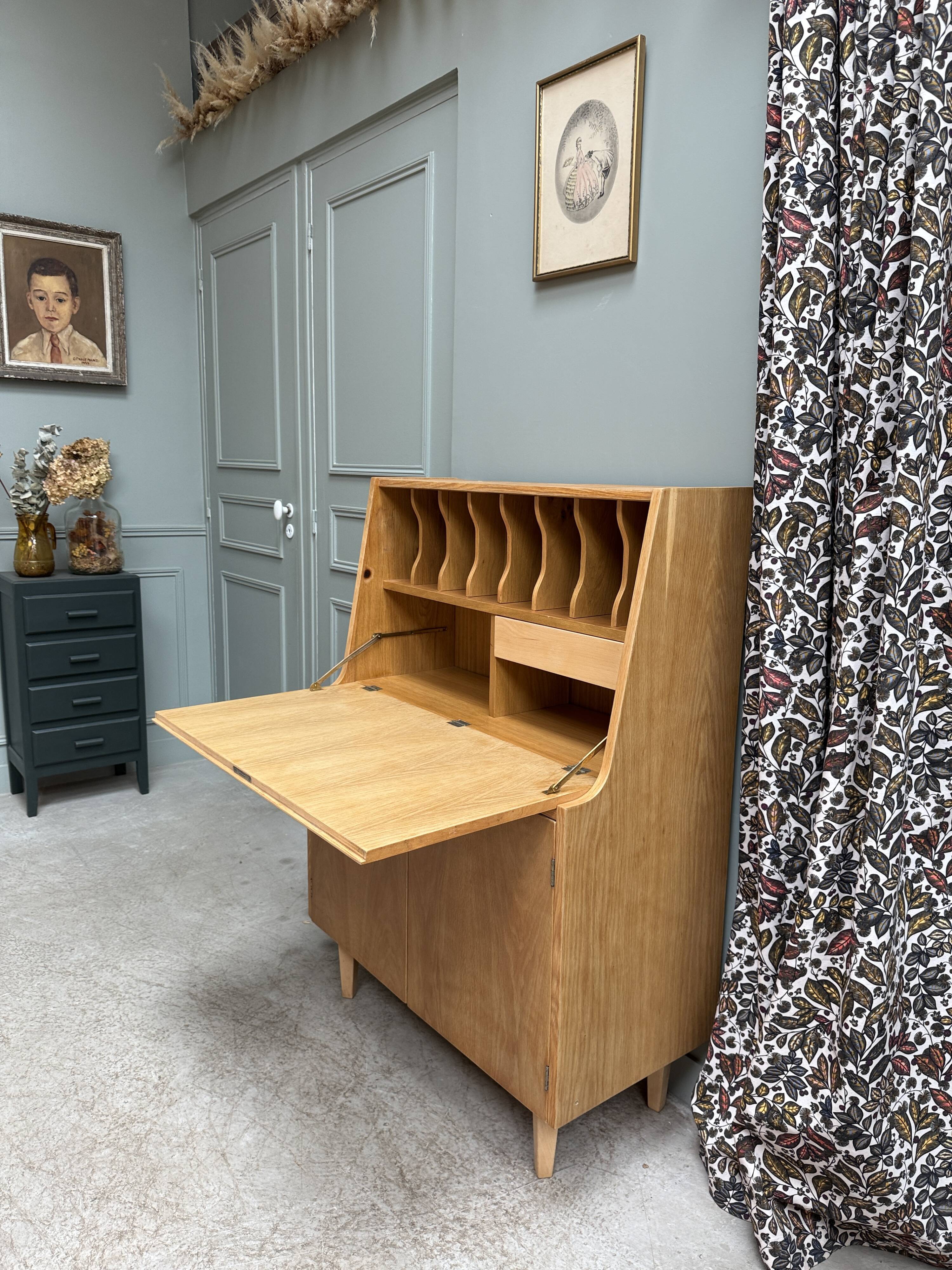 Secrétaire mid-century en chêne (rénovée)
