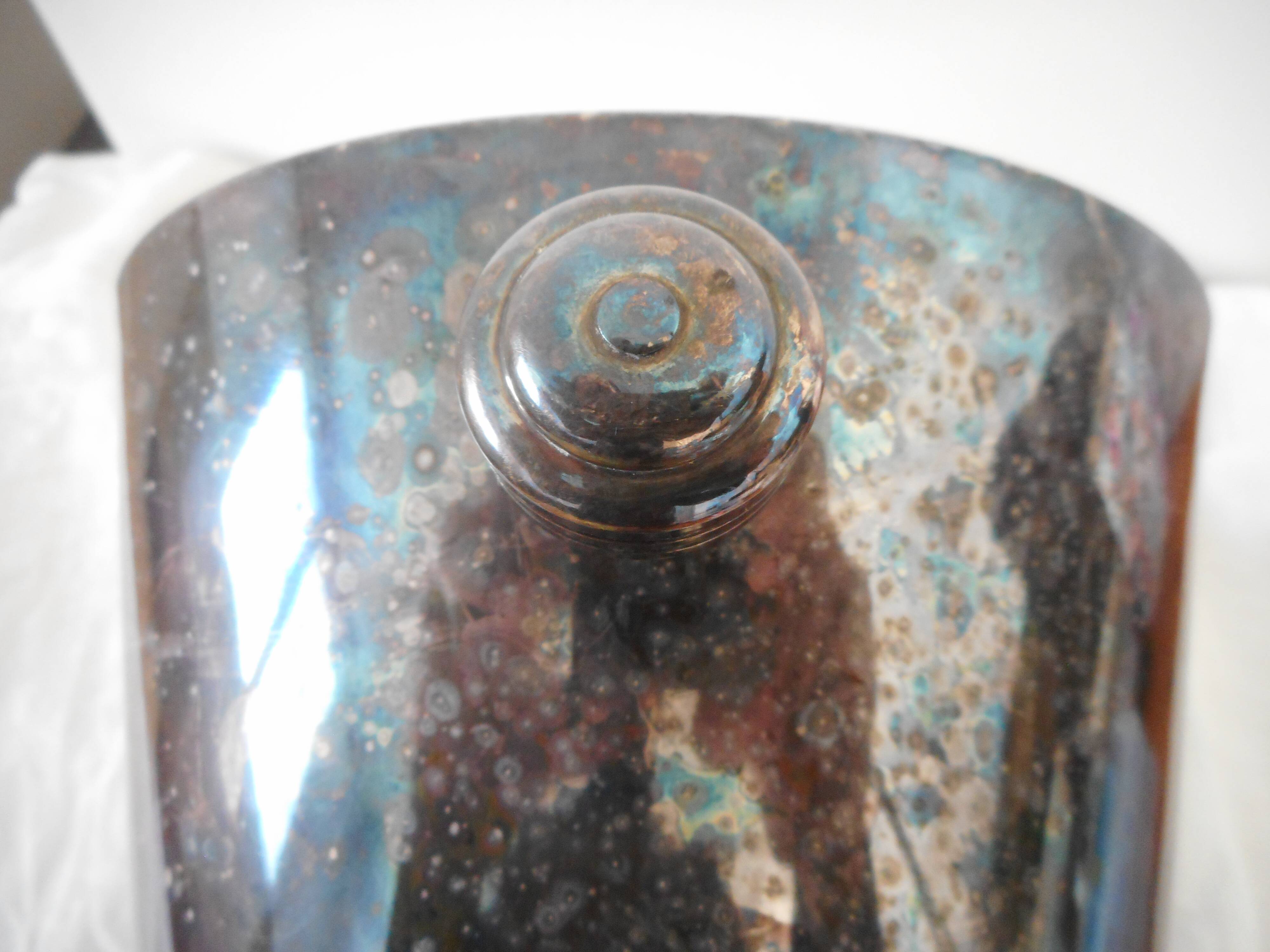 Silver metal champagne bucket