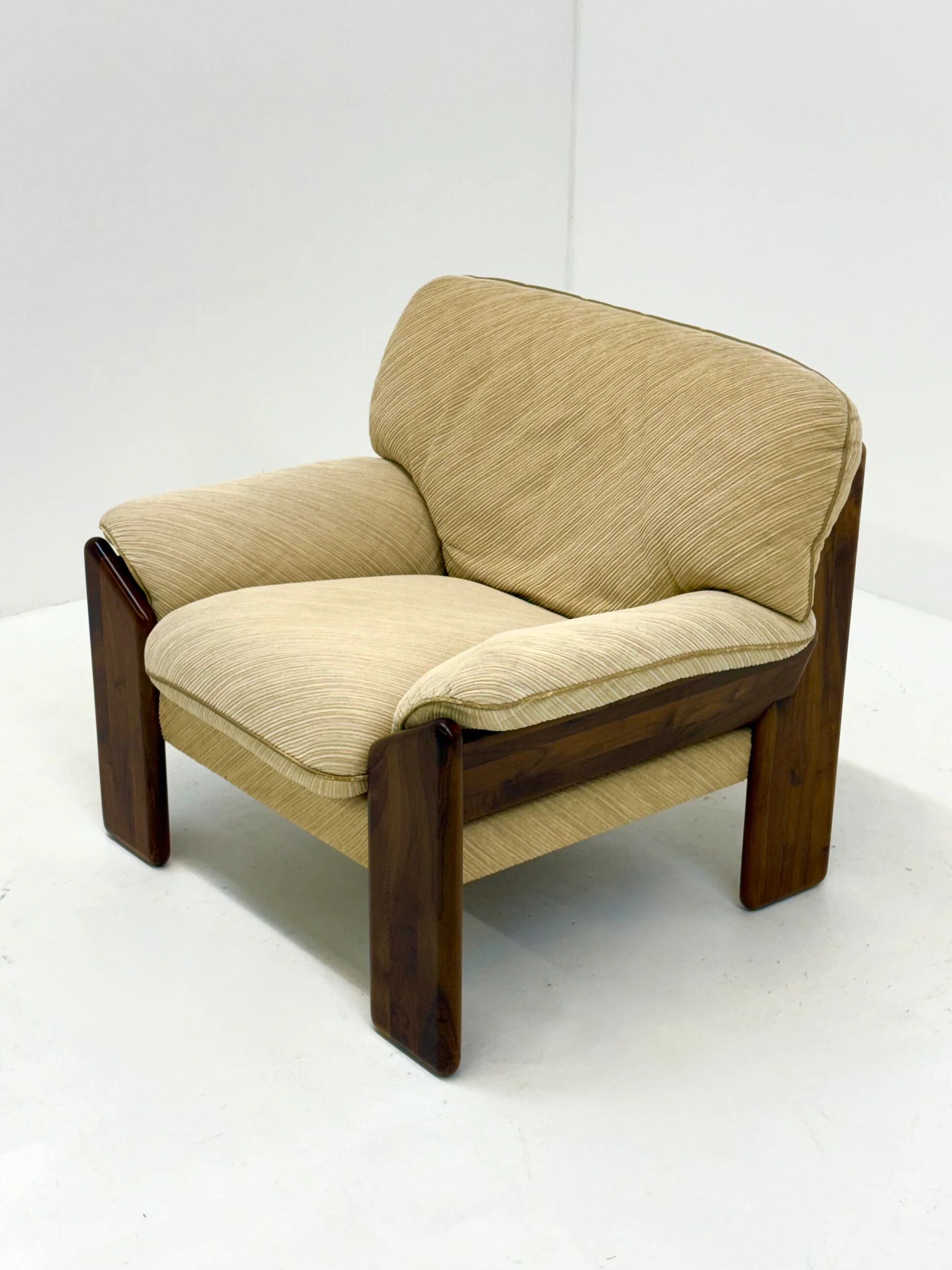 Sapporo armchairs by Mario Marenco for Mobil Girgi