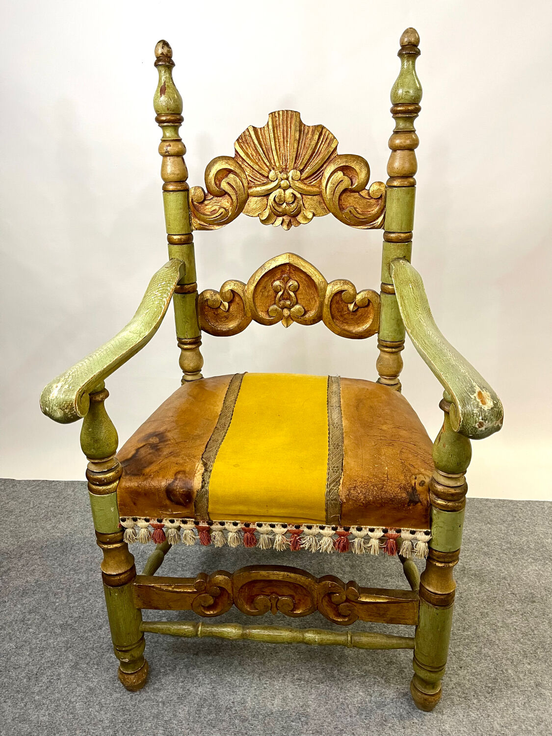 Baroque throne armchair