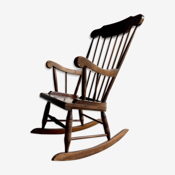 Rocking-chair en bois vintage