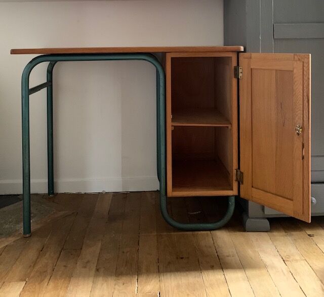 Schoolmaster's office