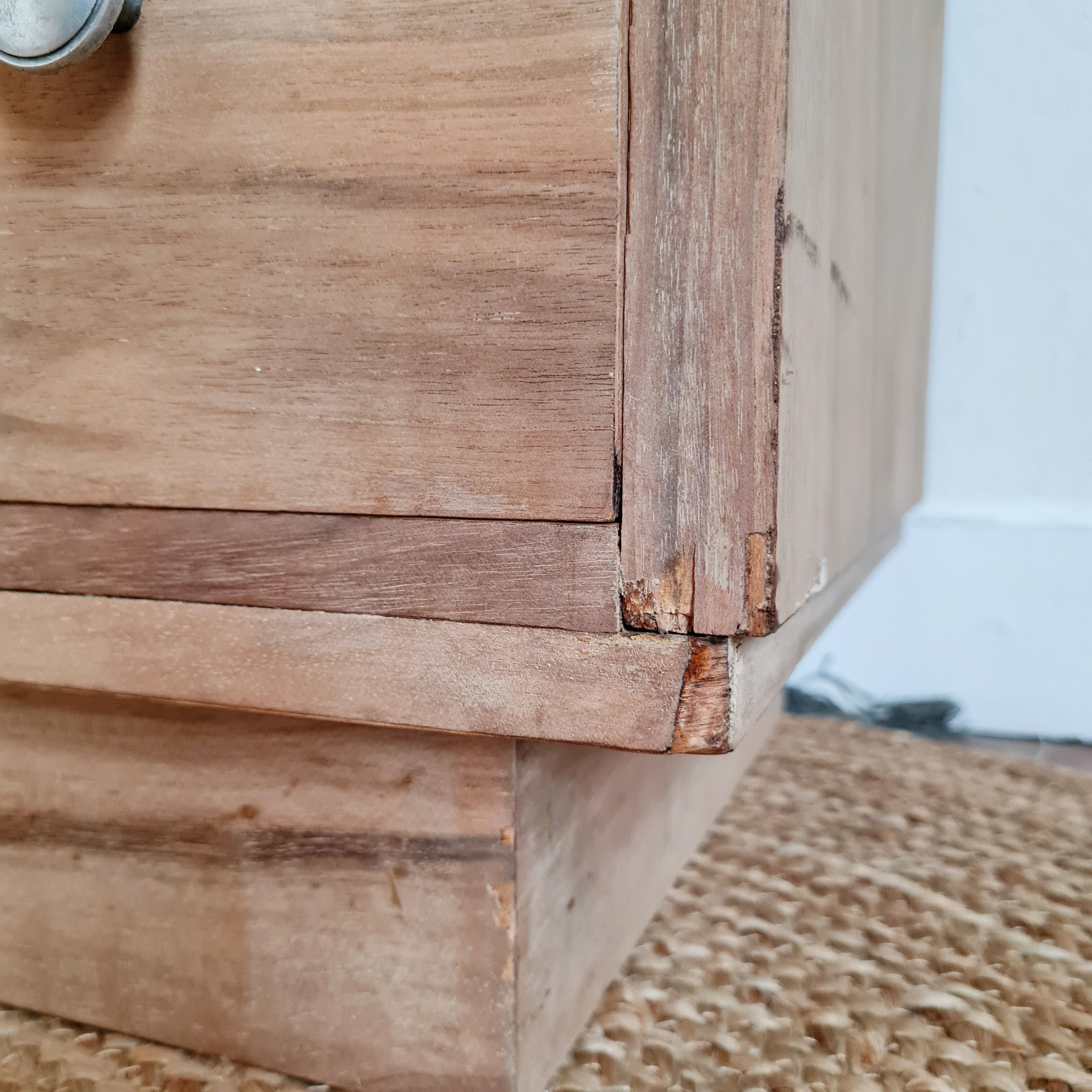 Commode asymétrique art déco