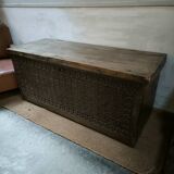 Coffre en bois Haute époque Cévenol