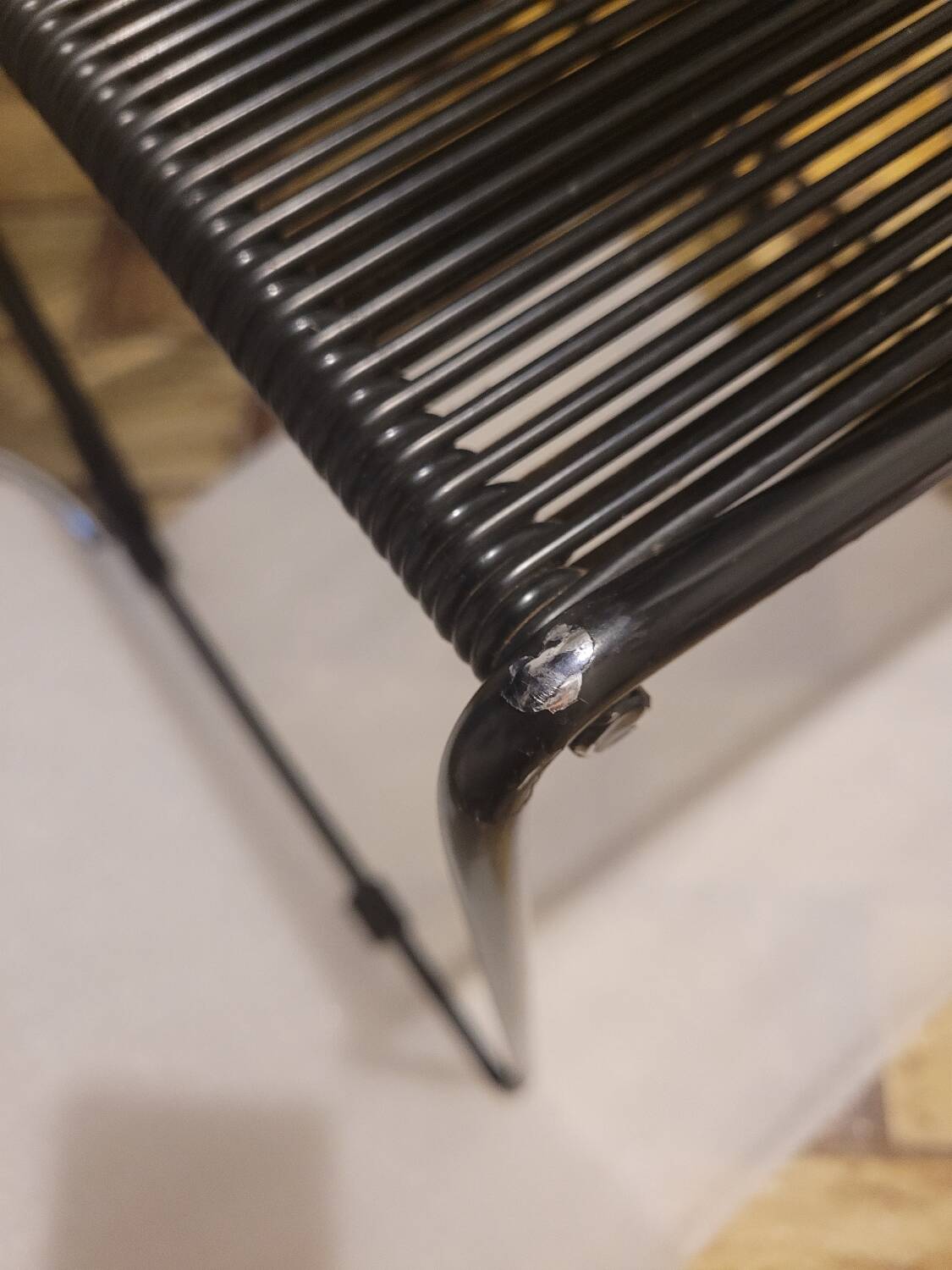 6 chaises Spaghetti de Giandomenico Belotti