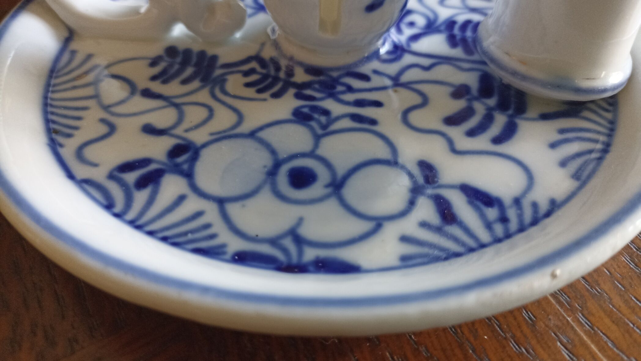 Bougeoir en porcelaine du 19ème