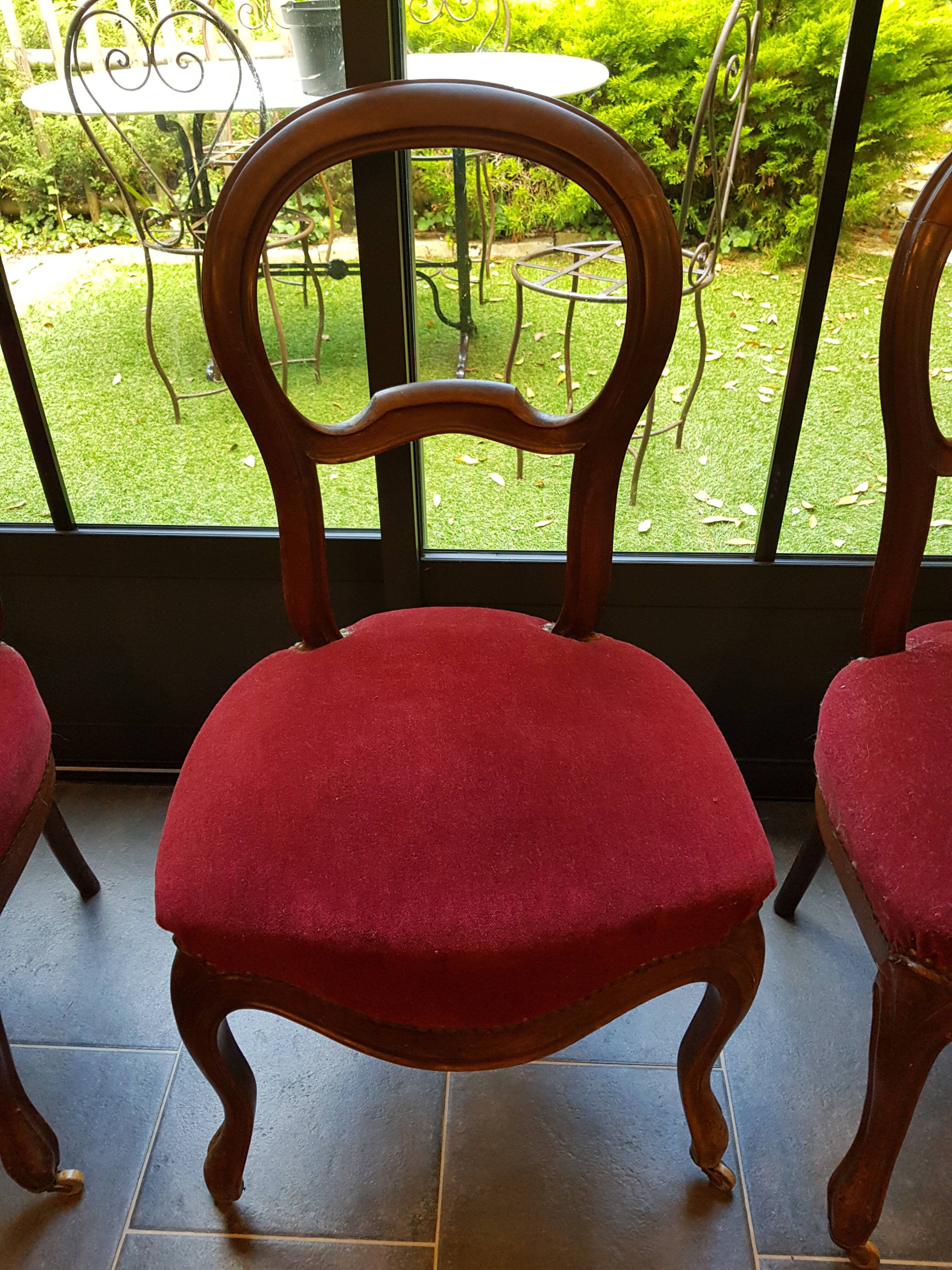 4 chaises médaillon tapissées style Louis Philippe